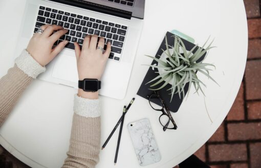 corinne-kutz-tMI2_-r5Nfo-unsplash corinne-kutz-tMI2_-r5Nfo-unsplash